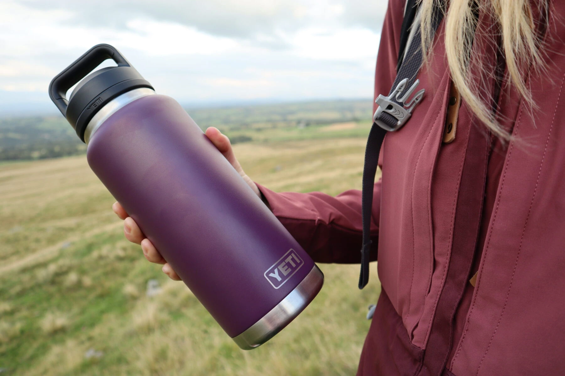 1.2L Stainless Steel Flask Insulated Vacuum Thermos Camping Hiking Hot Cold
